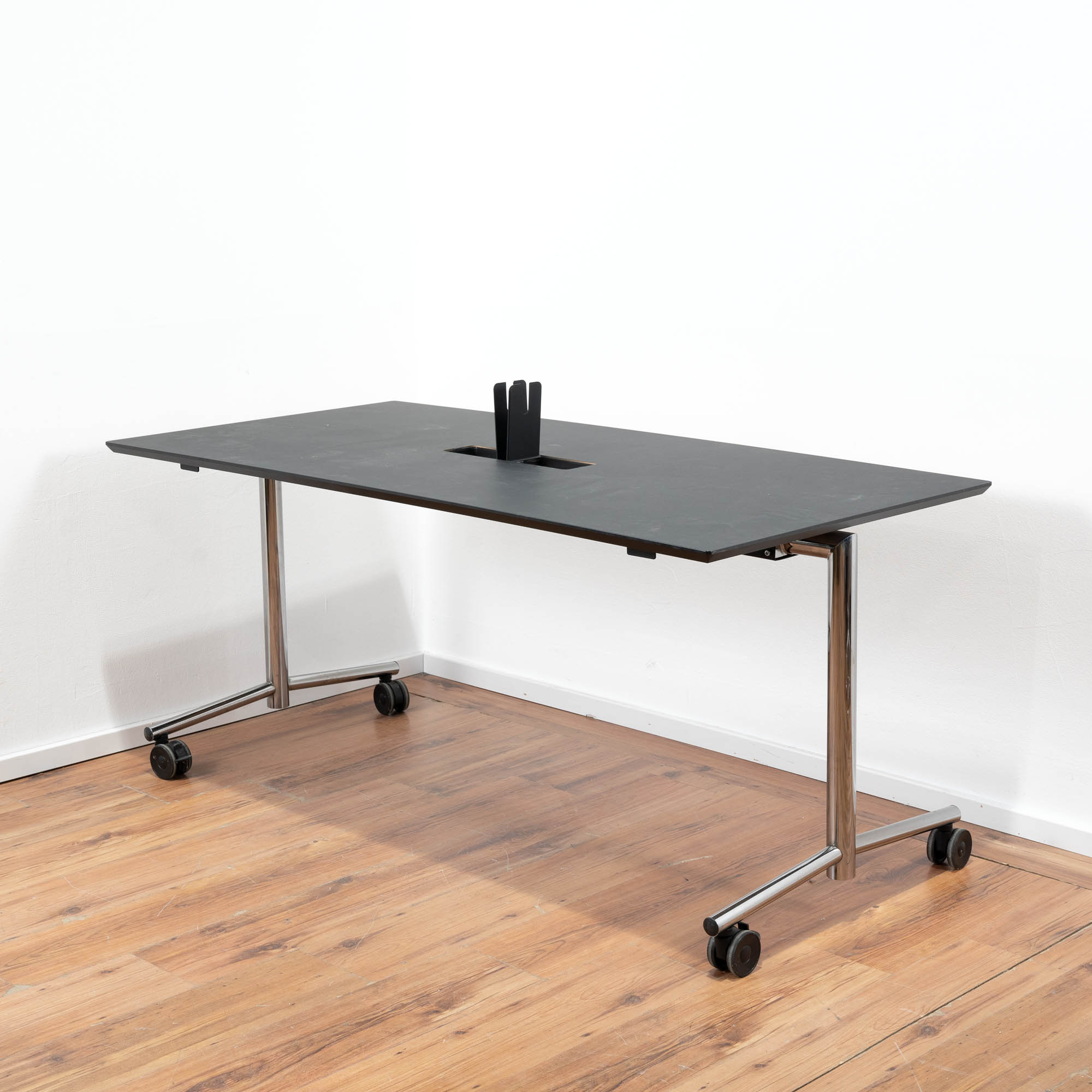 Dencon Schreibtisch schwarz 160 x 80 cm - Klappbar - Kabelauslass - auf Rollen 