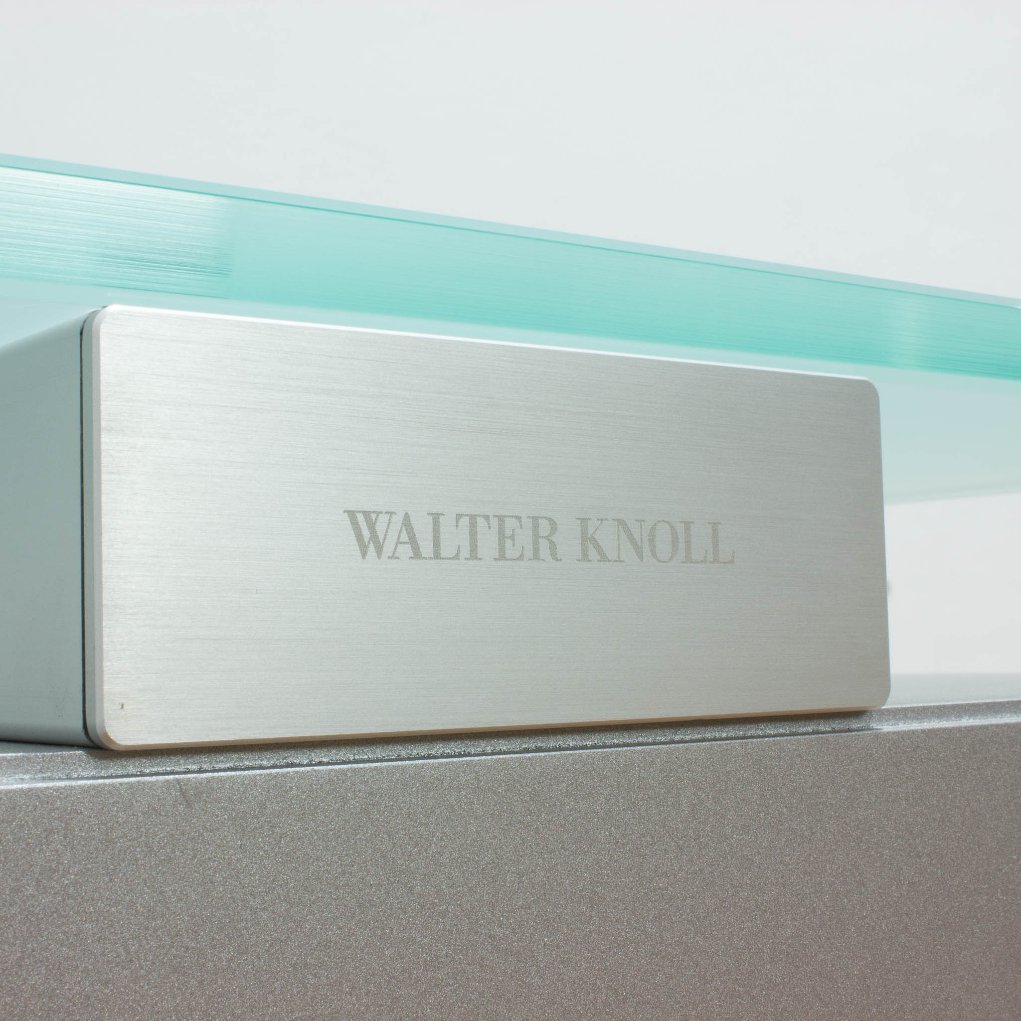 Walter Knoll Standcontainer - 3 Laden - silber mit Glasplatte