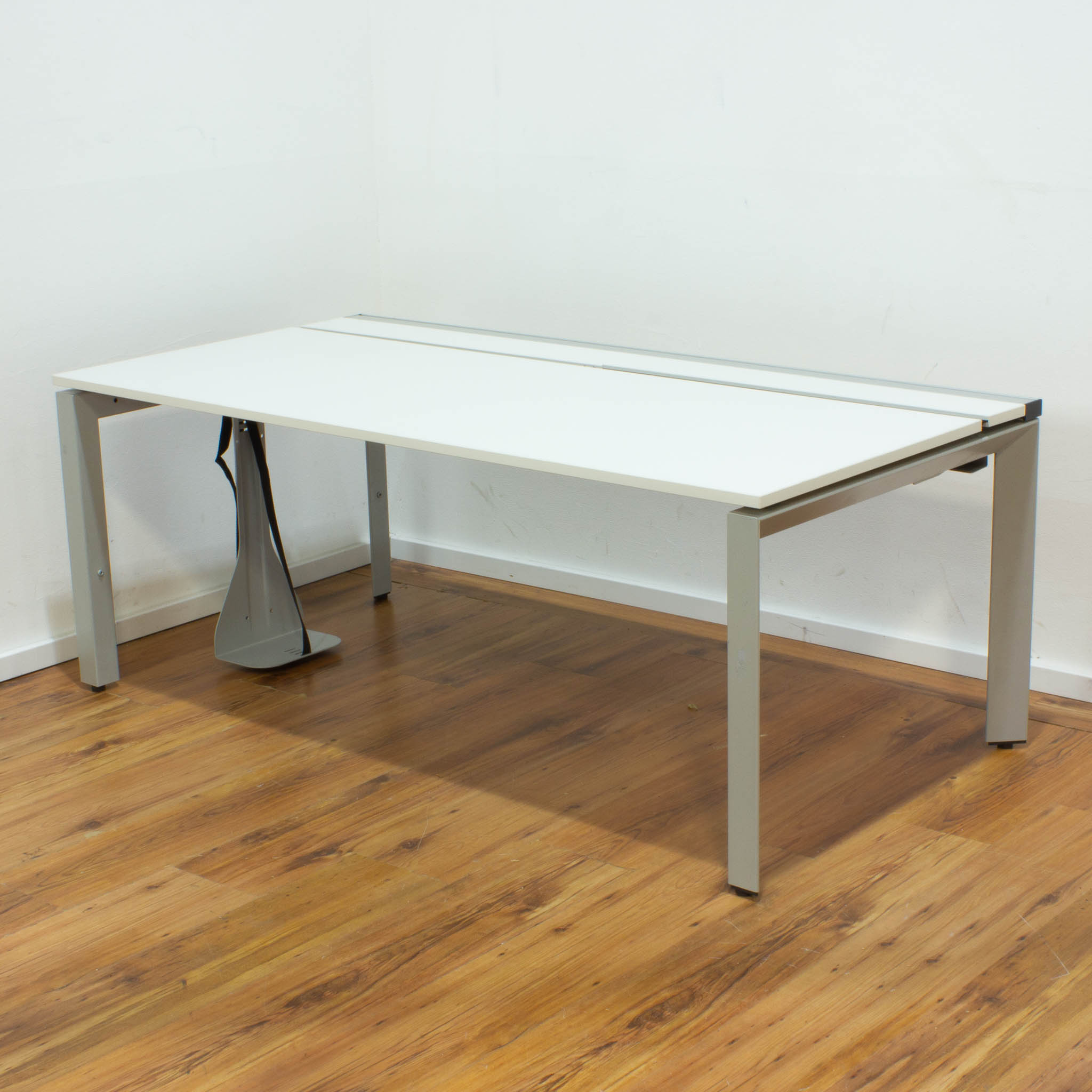 Schreibtisch Bürotisch Computertisch Büro Büromöbel Tisch Metal weiß 56555+56595 