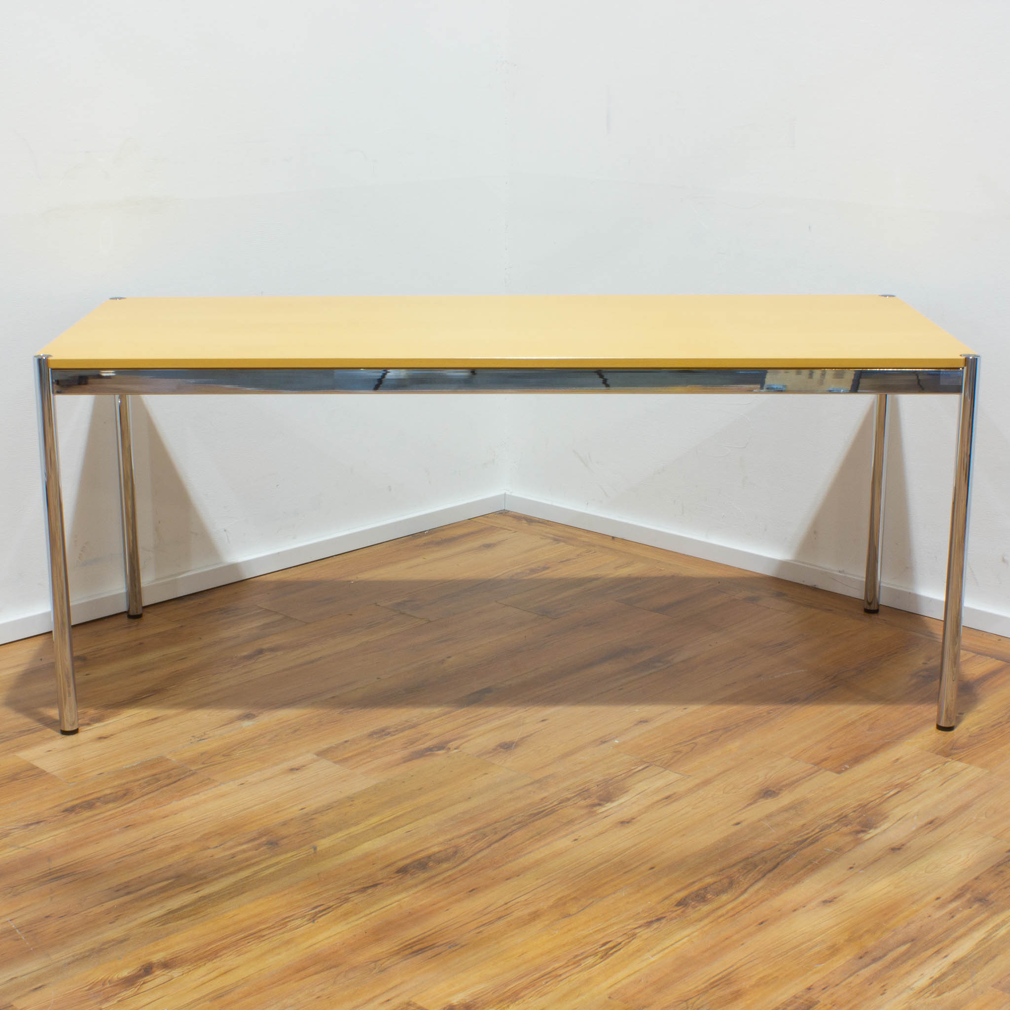 USM Haller Schreibtisch - Tischplatte buche gebraucht - 175 x 75 cm