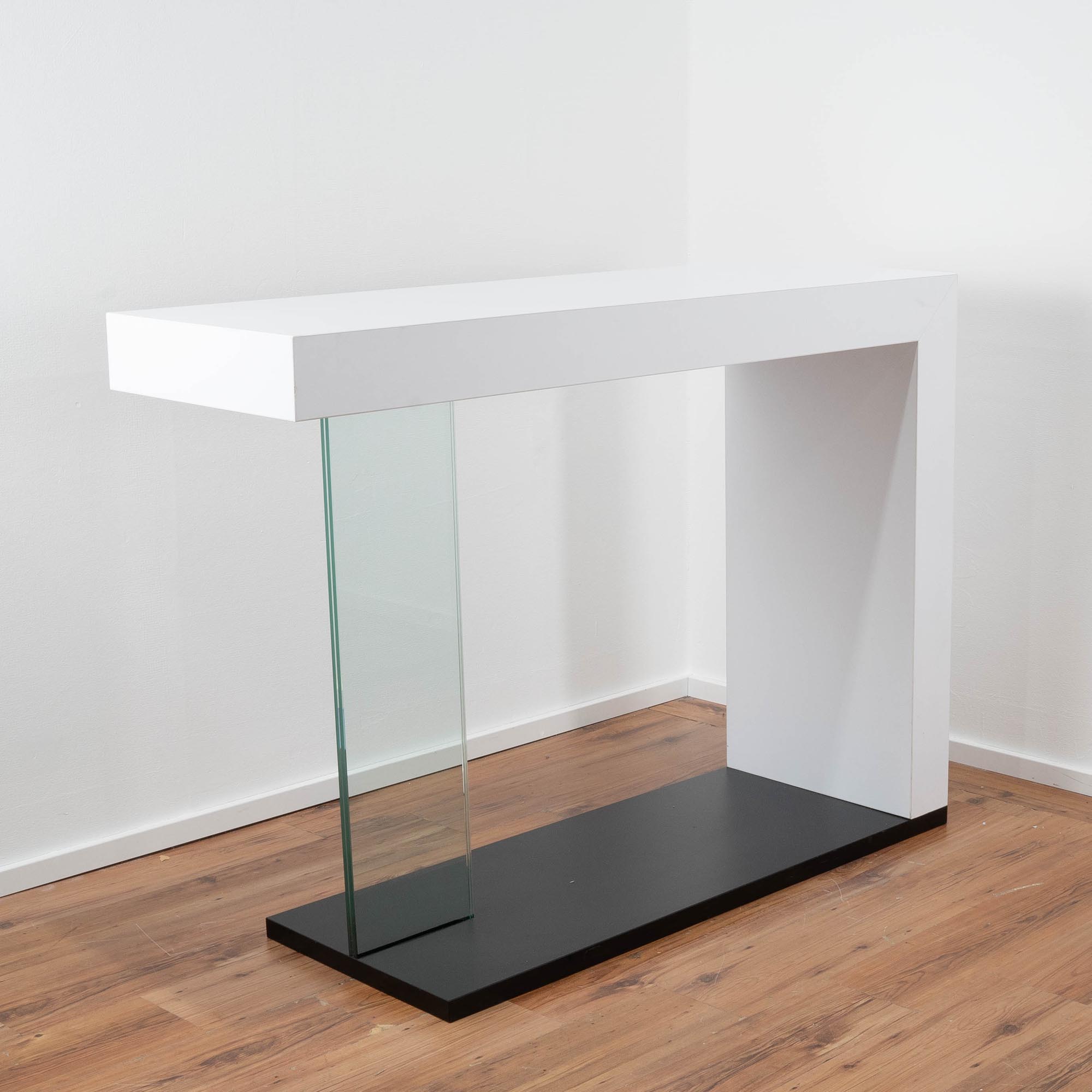 Bartresen weiß - vertikale Glasstrebe - Bodenplatte anthrazit - Maße: 150 x 110 x 50 cm (B/H/T)