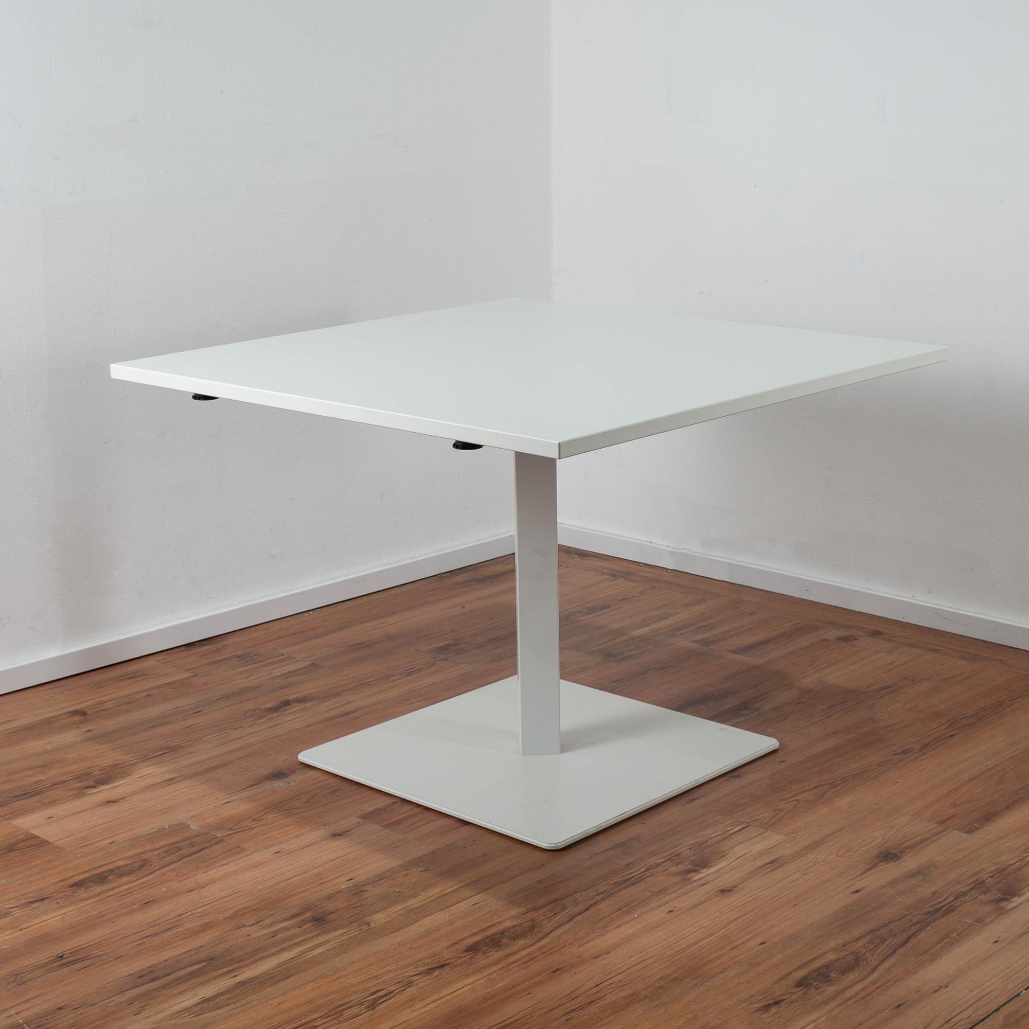 Assmann Besprechungstisch weiß 100 x 100 cm - koppelbar mit weiteren Tischen - Gestell weiß 
