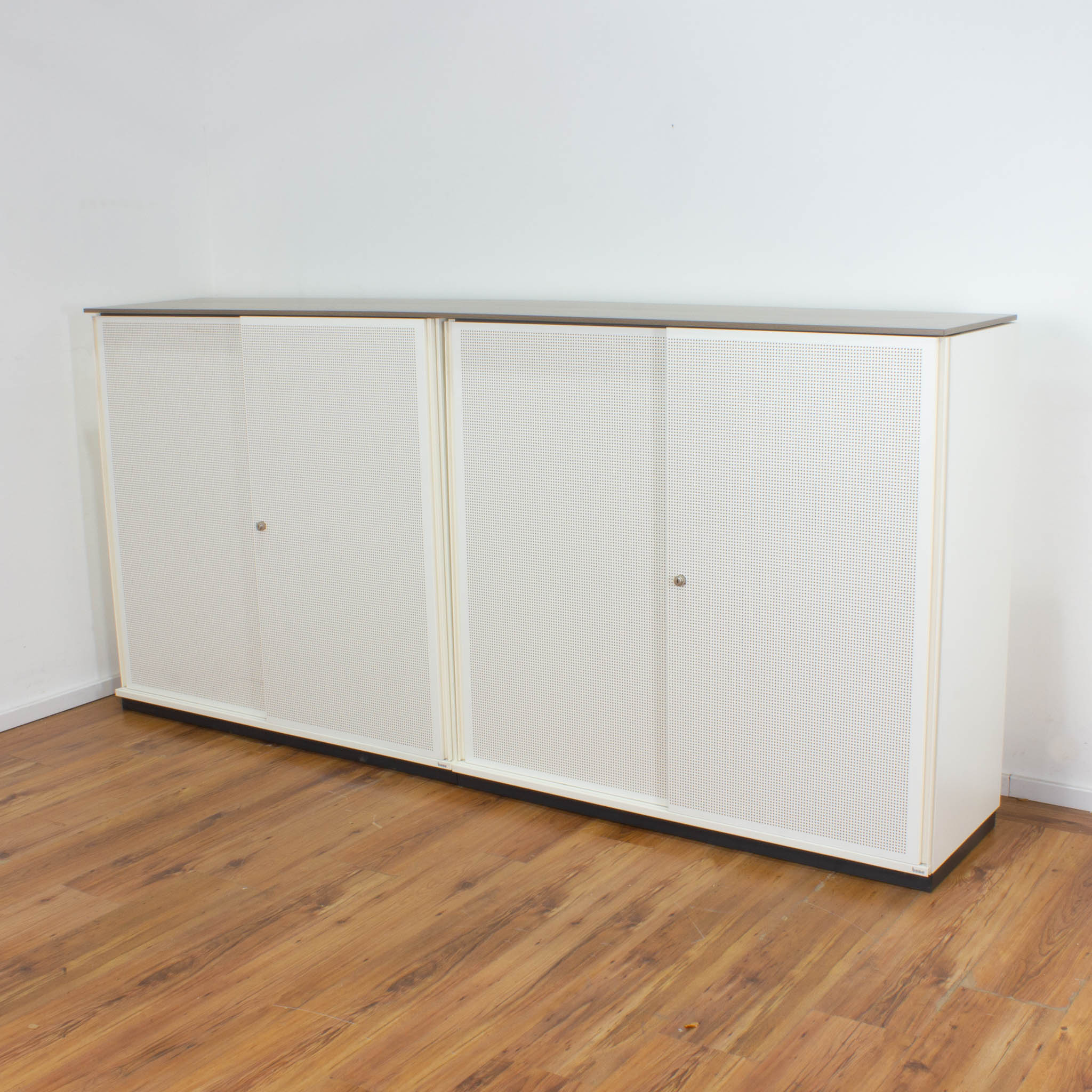 bene Sideboard 3OH - Korpus weiß - Platte eiche grau - Breite 240 cm
