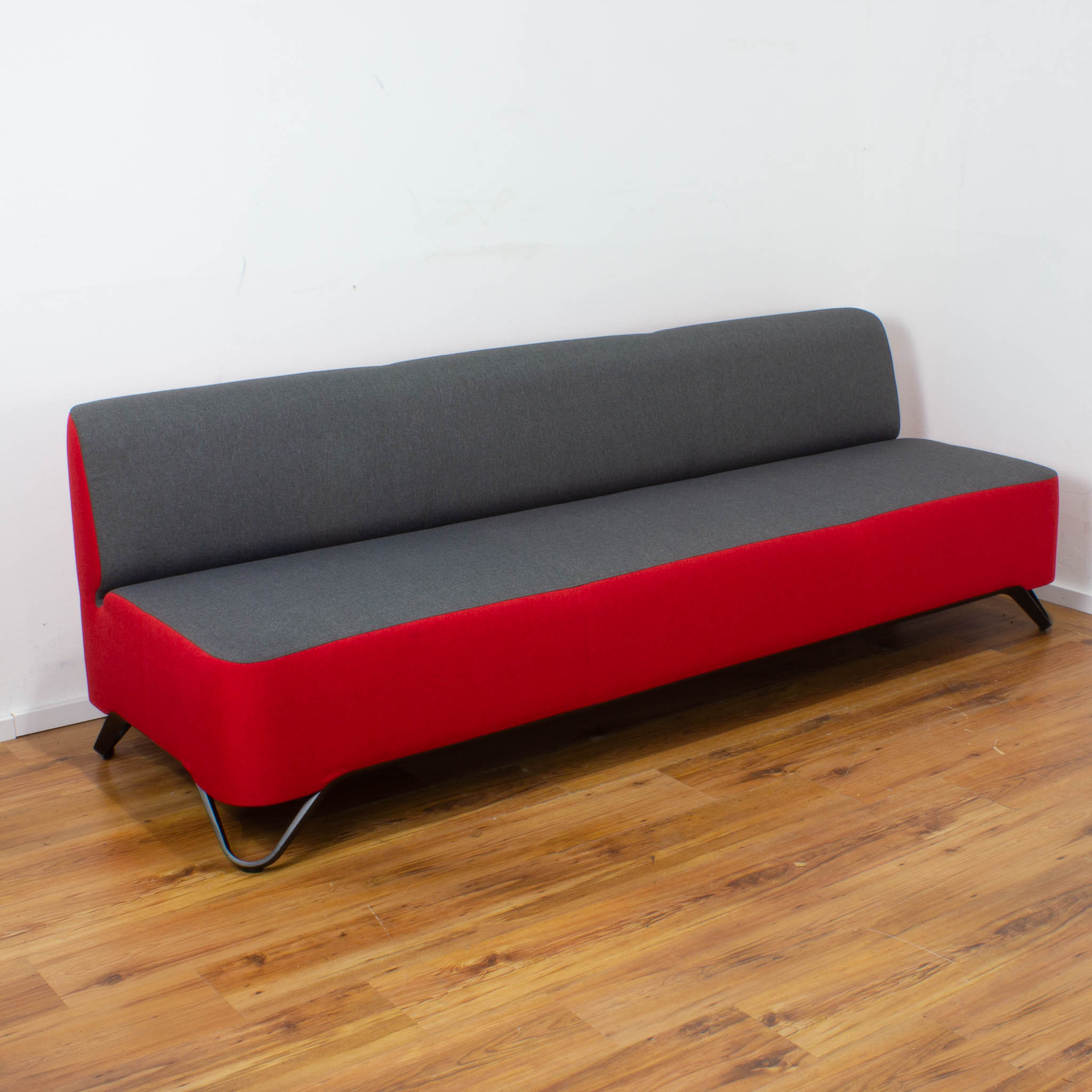 ProfiM "Softbox" 3-Sitzer Sofa - rot & grau