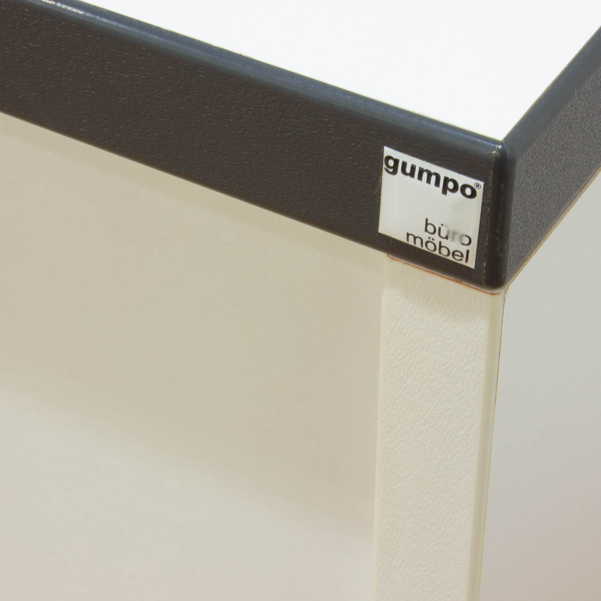 GUMPO Büromöbel Sideboard 2OH - abschließbare Schiebetüren - lichtgrau