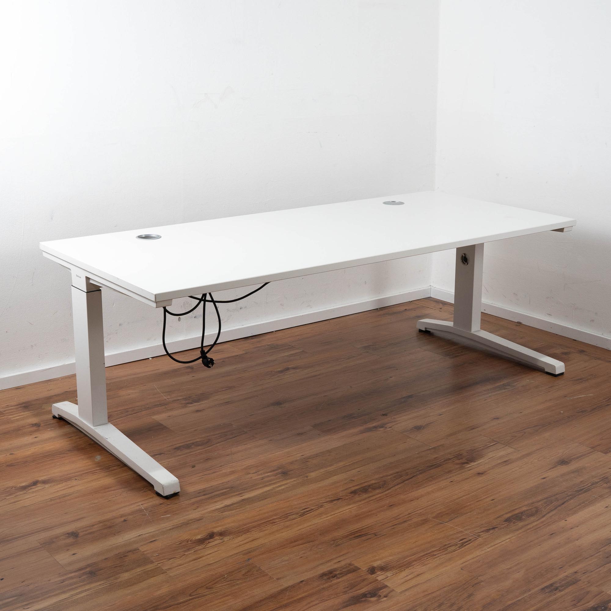 Steelcase Schreibtisch  180 x 80 cm - Gestell weiß - Platte weiß