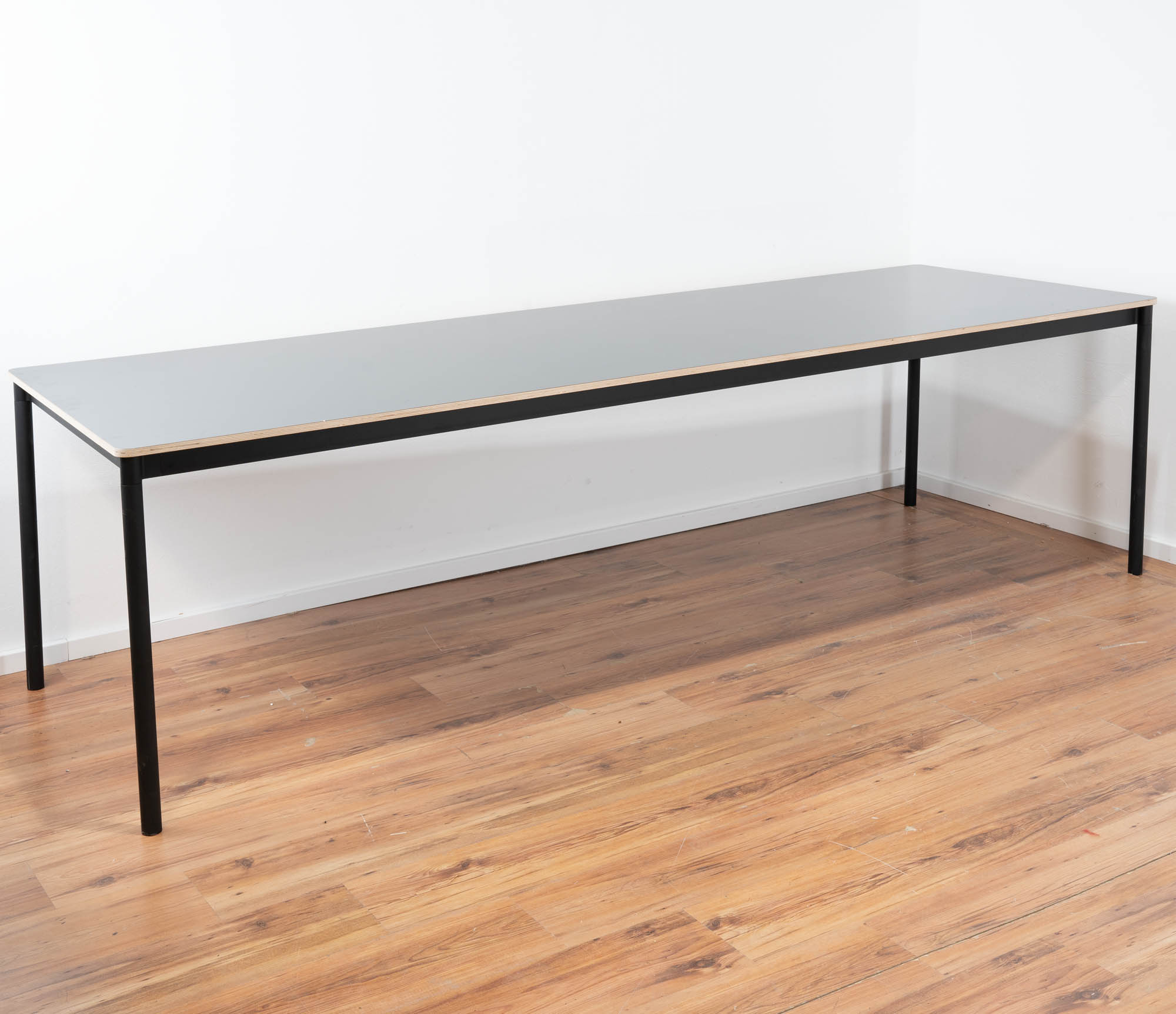 Muuto Konferenztisch Platte schwarz - 245 x 83 cm 