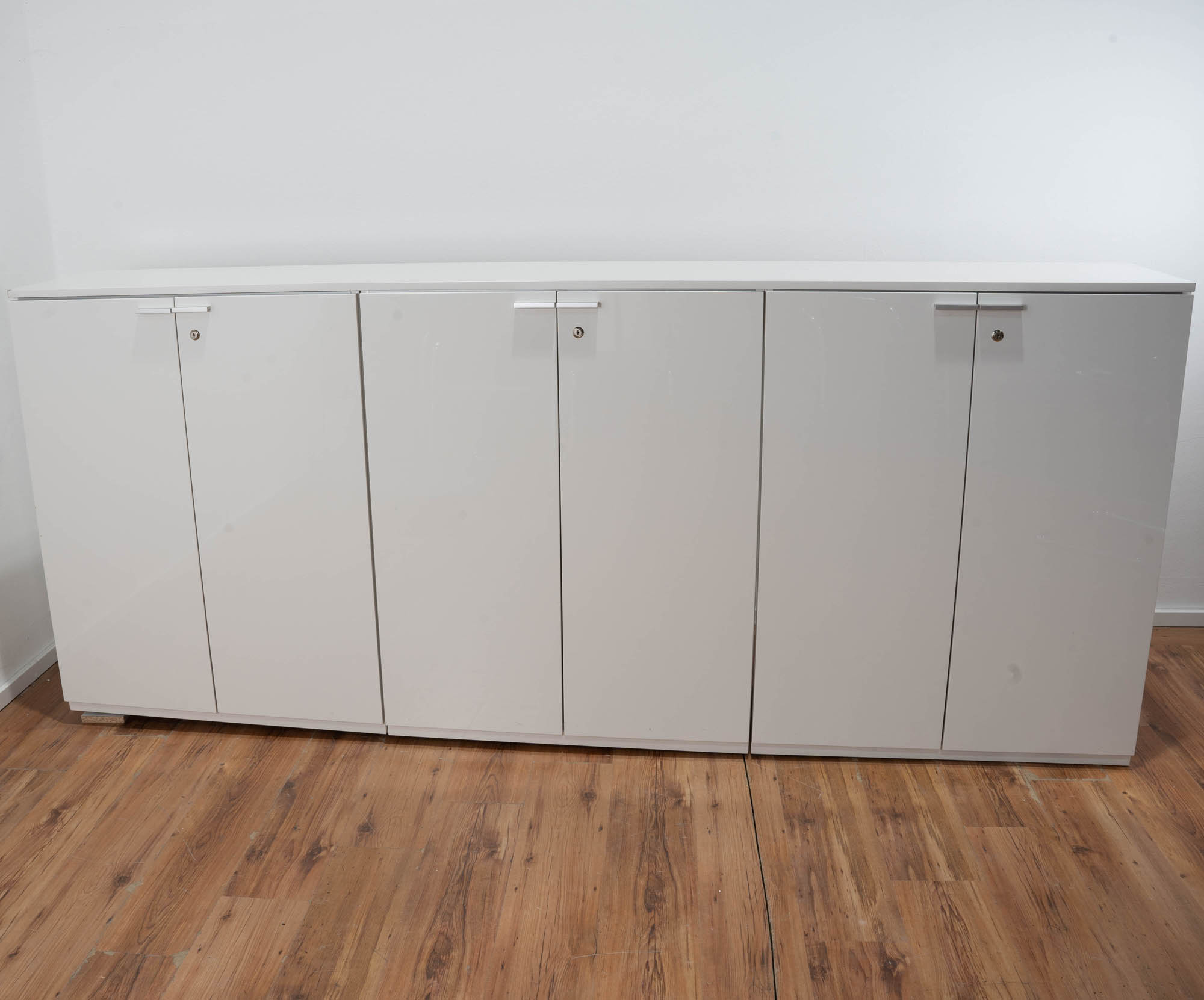 Sideboard 3-teilig 3OH - weiß Hochglanz  - Maße: 220 x 114 x 45 cm 