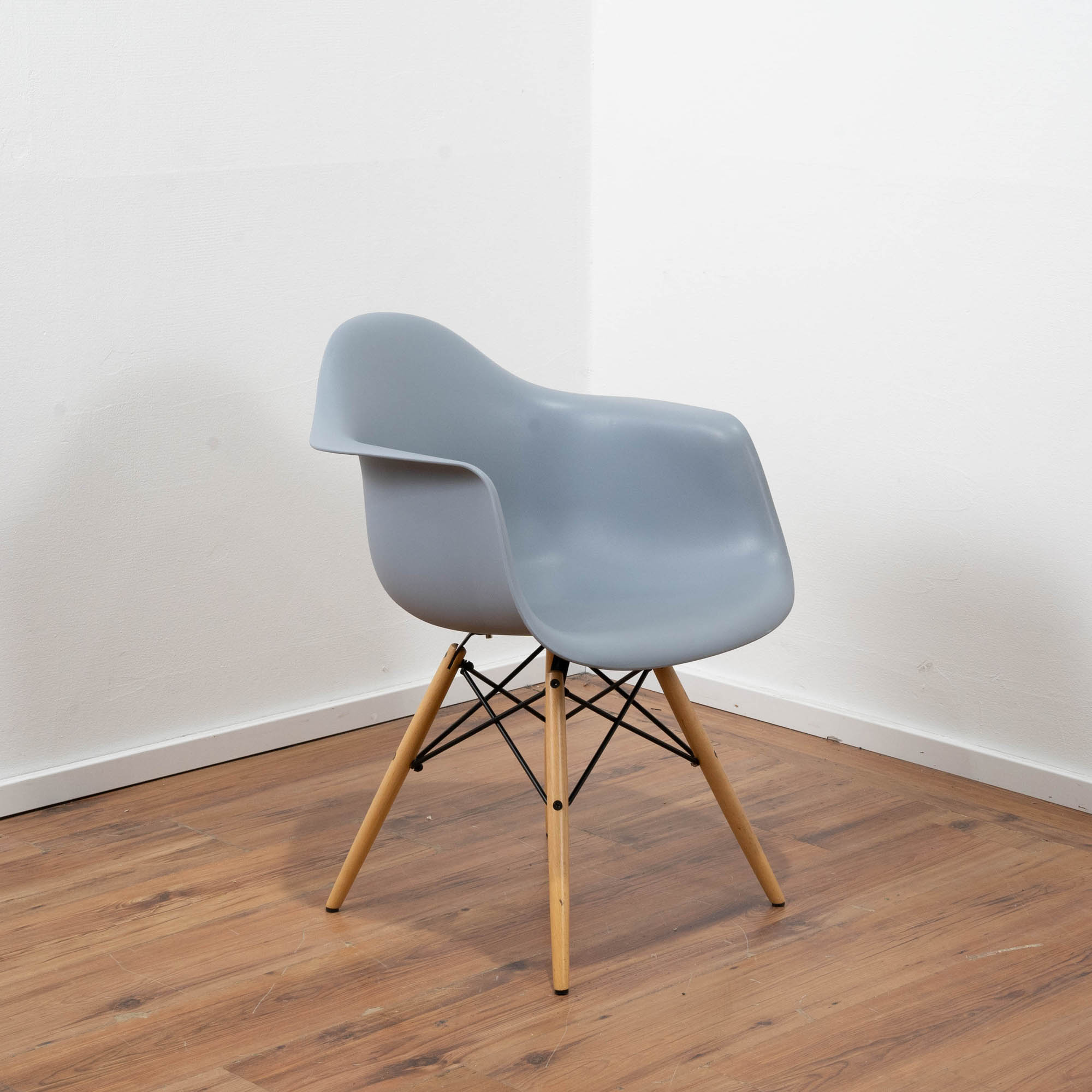 Schalensitz Stuhl Kunststoff hellblau - 4-Fußgestell Buche